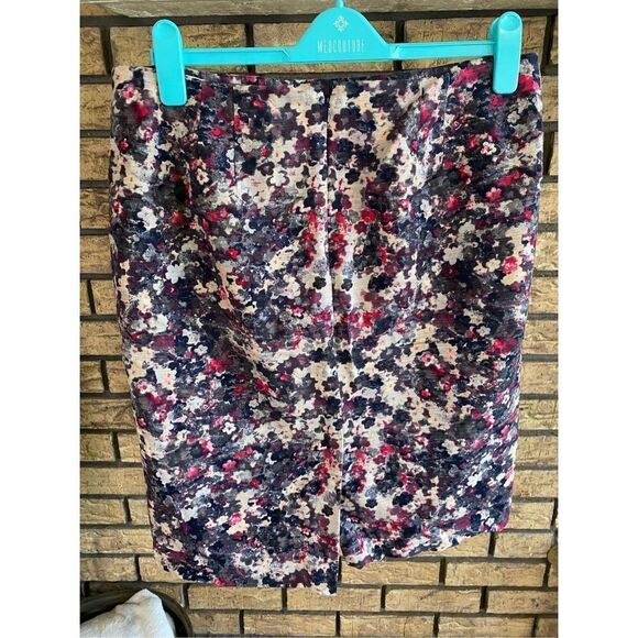 Talbots Floral Print Skirt - Picture 2 of 6